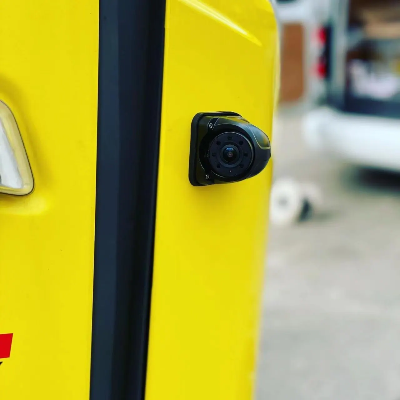 How to Choose a Truck Camera: The Complete Buyer's Guide